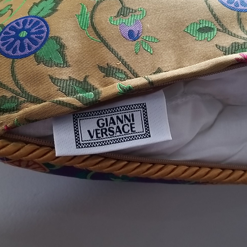 PRICE REDUCTION - Versace Decorative Pillow - Picture 3 of 3